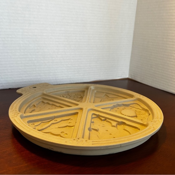 Holiday Christmas Superstone Shortbread Mold 2006 - Picture 2 of 15